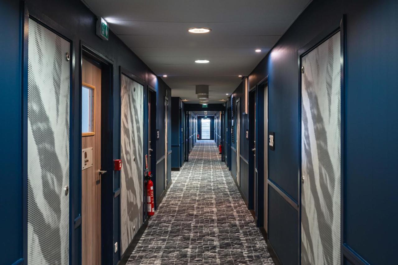 Отель Ibis Lyon Est Мезье Экстерьер фото